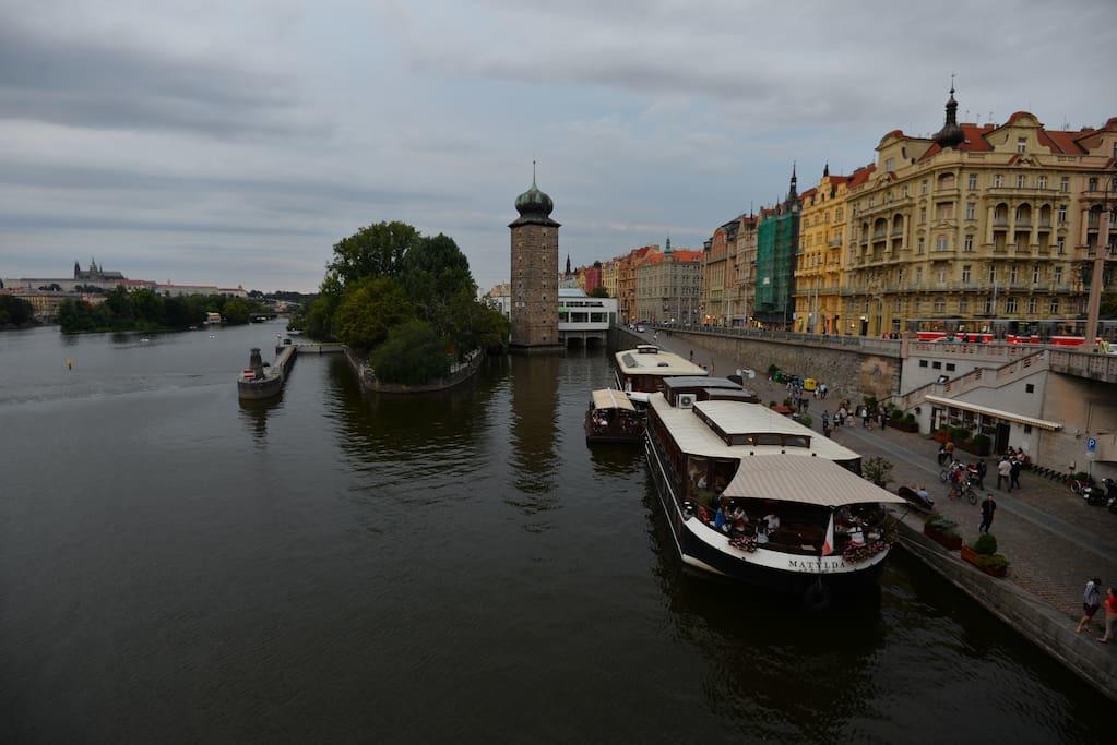 Apartments Resslova By The Dancing House Prag Dış mekan fotoğraf